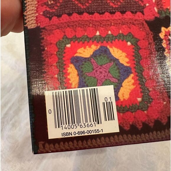 Book Crocheting and Knitting Patterns Vintage Better Homes and Gardens 1977 - Picture 9 of 13